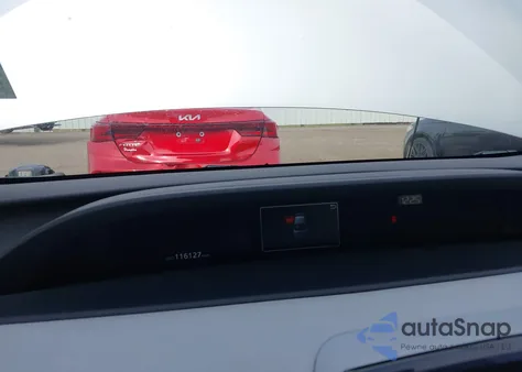 2018 Toyota Prius Two z USA, uszkodzony, nr VIN JTDKBRFU0J3058949